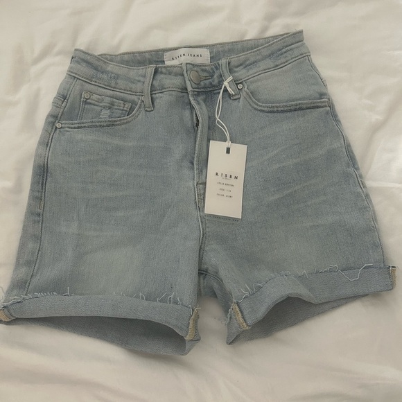 RISEN NWT Blue Jean Shorts with Rolled Hem - Picture 1 of 6